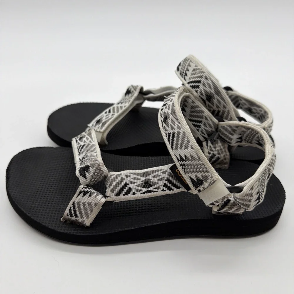 TEVA Sandals Black White Aztec Size 6 BWGR / 1003987 ORIGINAL UNIVERSAL SPORT